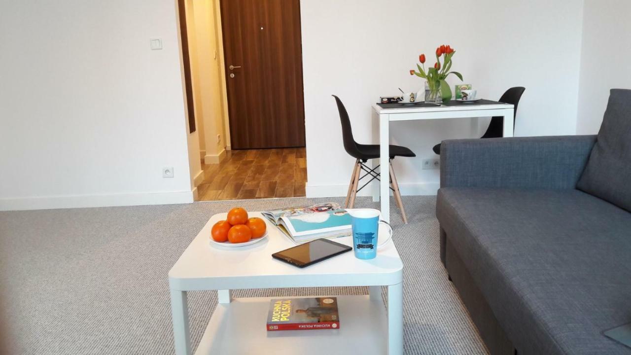 Newburg Apartments Wolska Varşovia Exterior foto